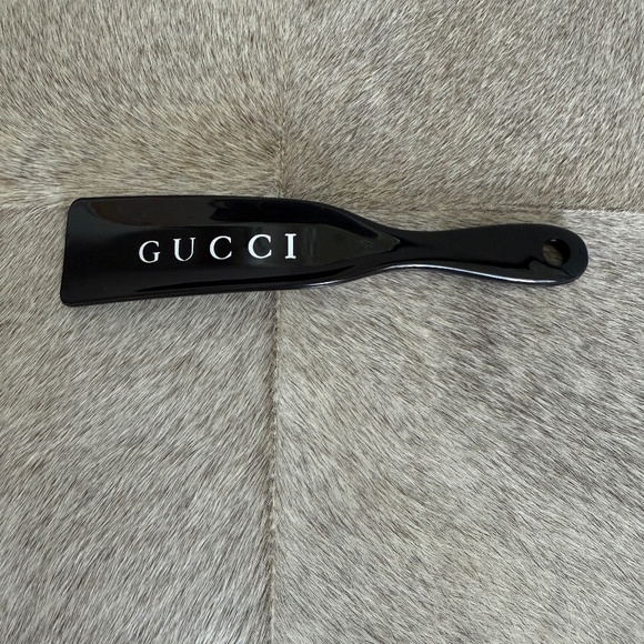 GUCCI SHOE HORN - Picture 1 of 3